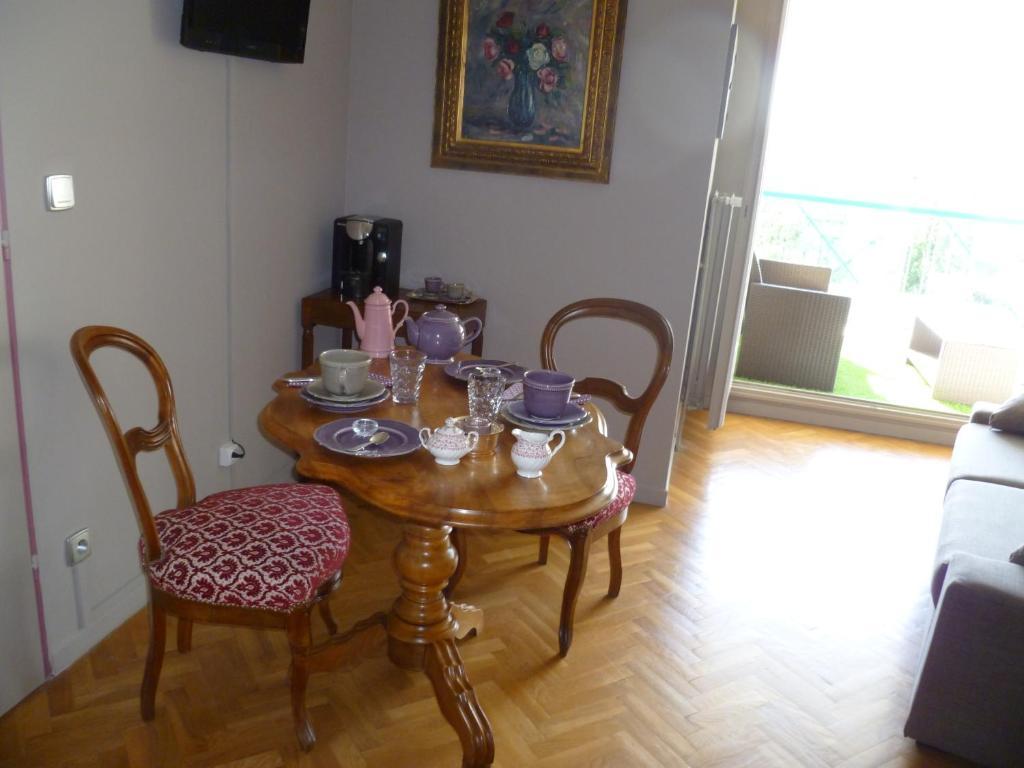 Le Bellini Bed & Breakfast Lyon Bilik gambar